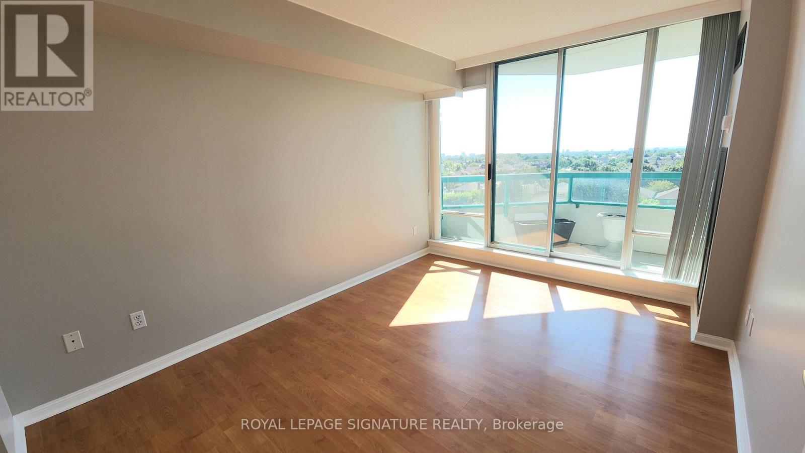 708 - 550 Webb Drive, Mississauga, Ontario  L5B 3Y4 - Photo 11 - W12552900