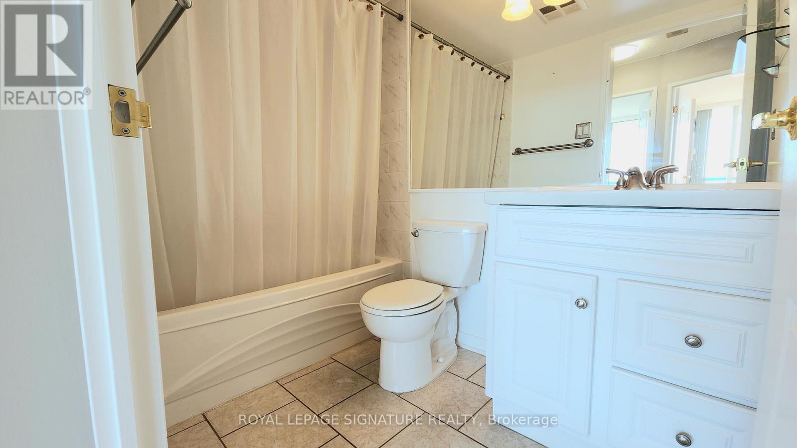 708 - 550 Webb Drive, Mississauga, Ontario  L5B 3Y4 - Photo 17 - W12552900