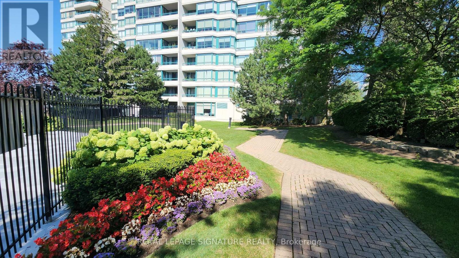 708 - 550 Webb Drive, Mississauga, Ontario  L5B 3Y4 - Photo 21 - W12552900