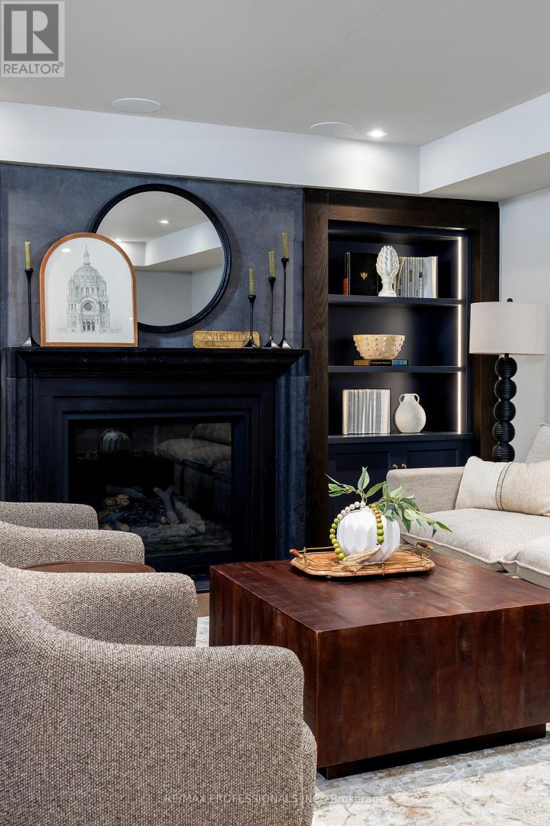 30 Dacre Crescent, Toronto, Ontario  M6S 2W1 - Photo 46 - W12552908