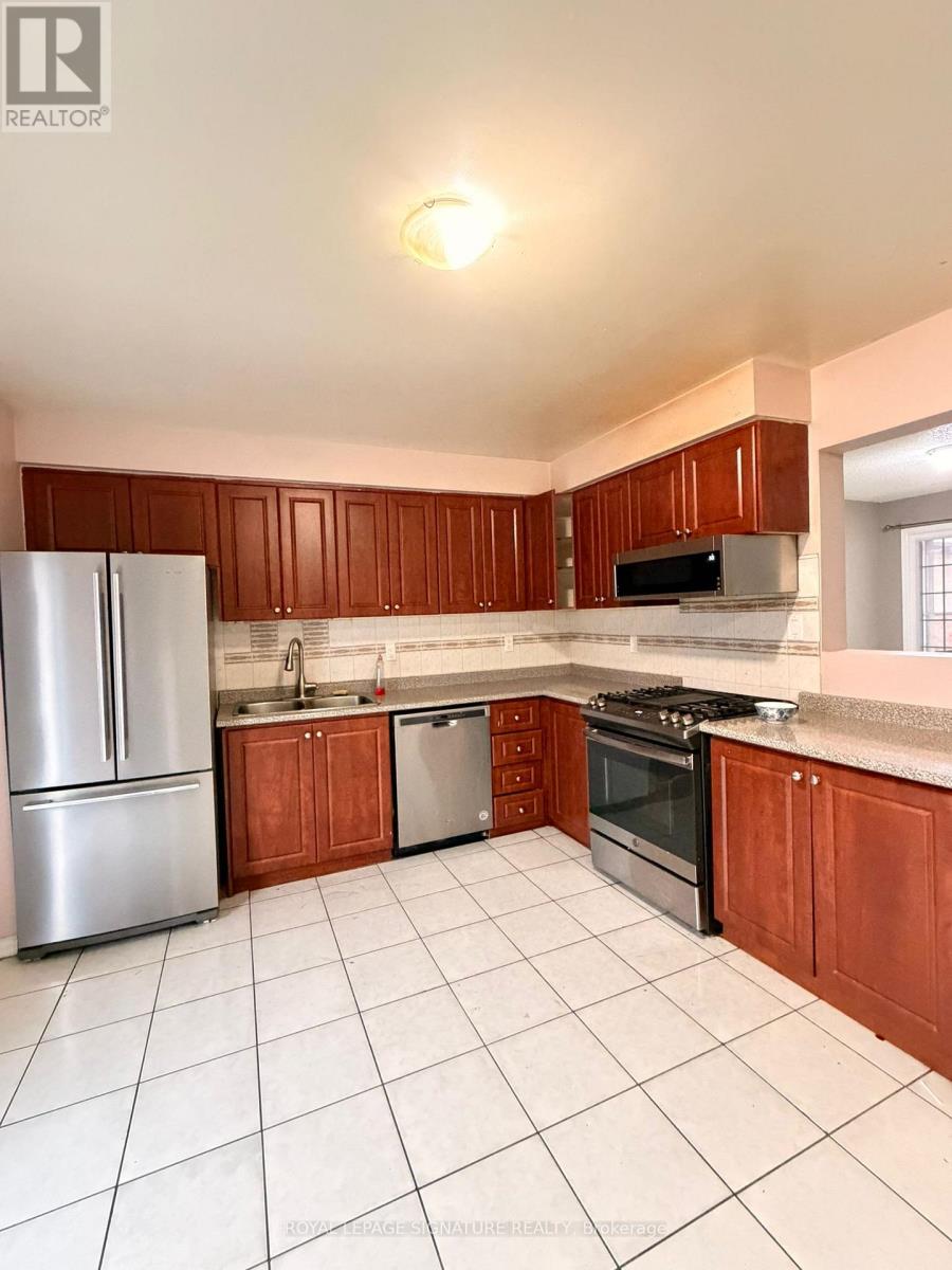 Upper - 64 Woodside Court, Brampton, Ontario  L6Y 3Z1 - Photo 11 - W12552948