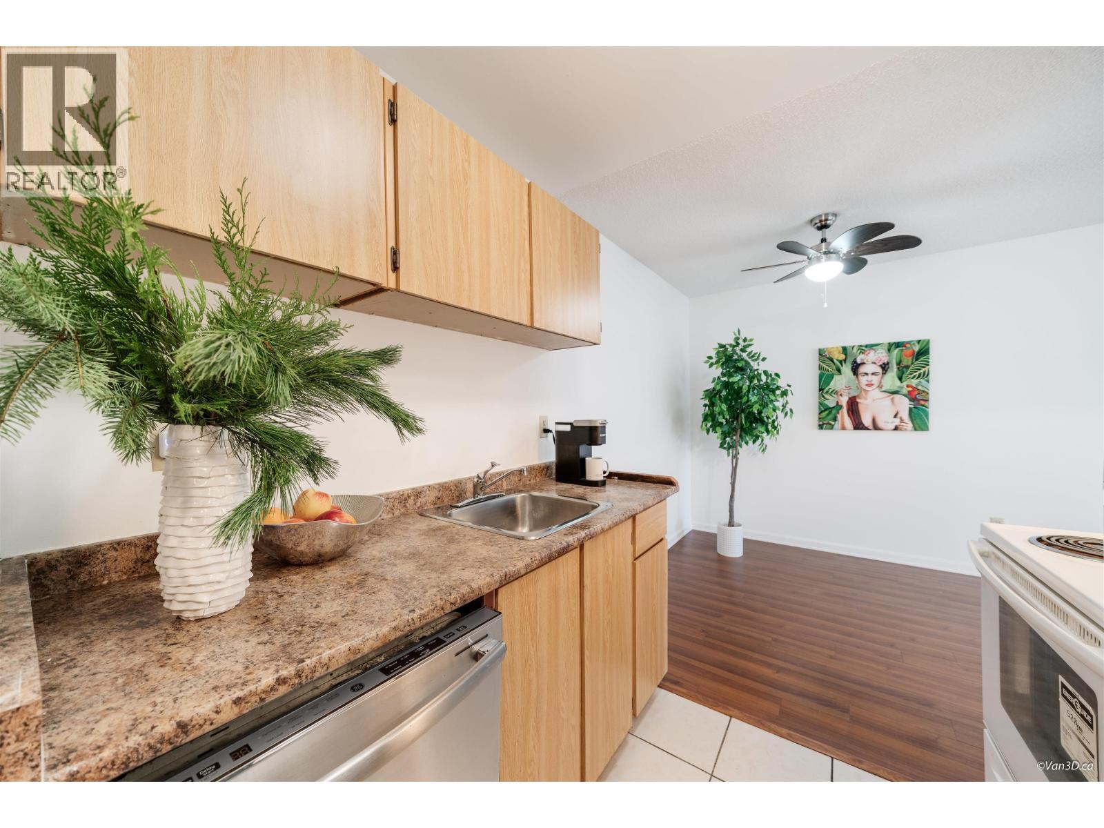 316 7295 Moffatt Road, Richmond, British Columbia  V6Y 3E5 - Photo 11 - R3067983