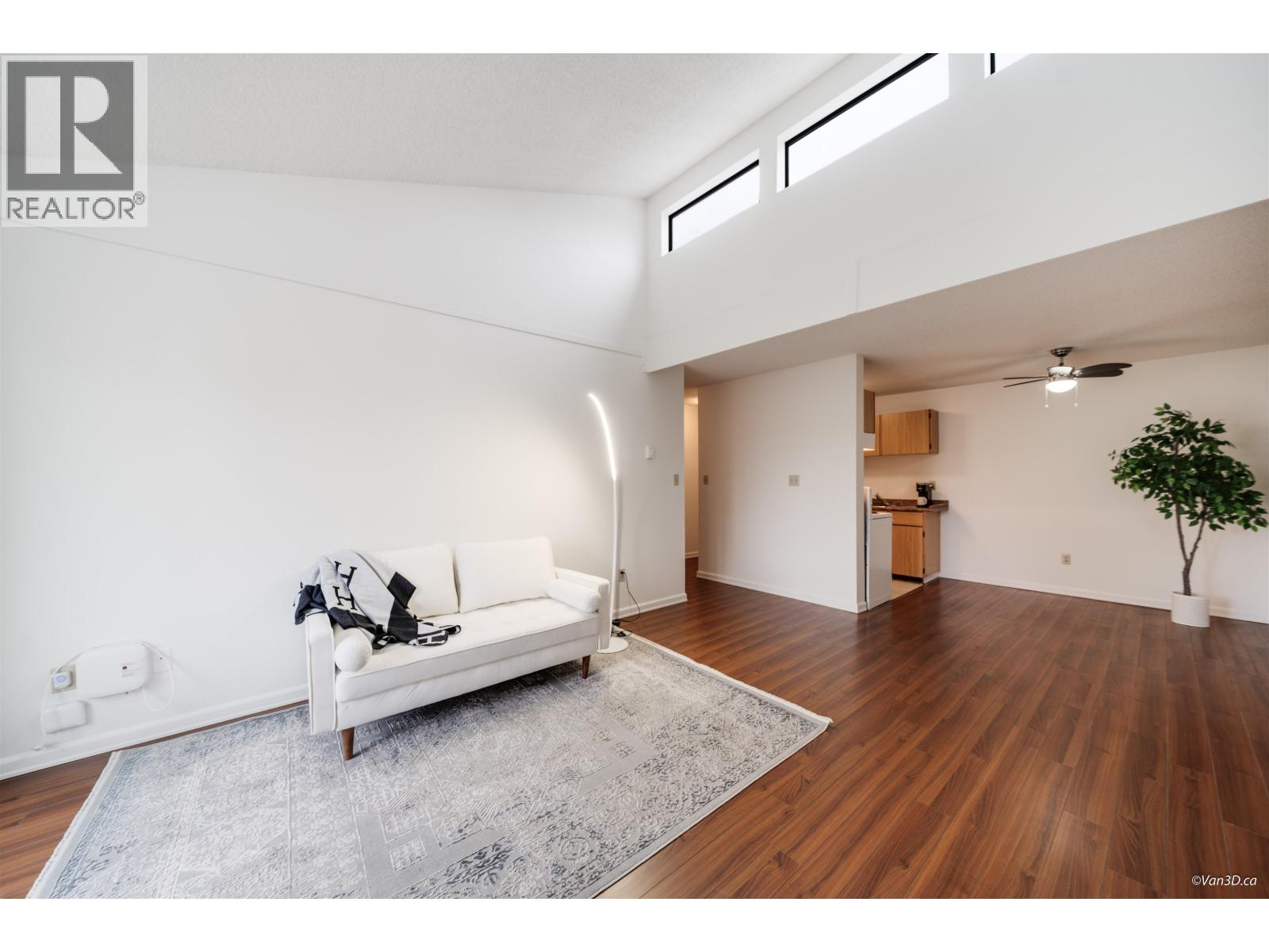 316 7295 Moffatt Road, Richmond, British Columbia  V6Y 3E5 - Photo 3 - R3067983