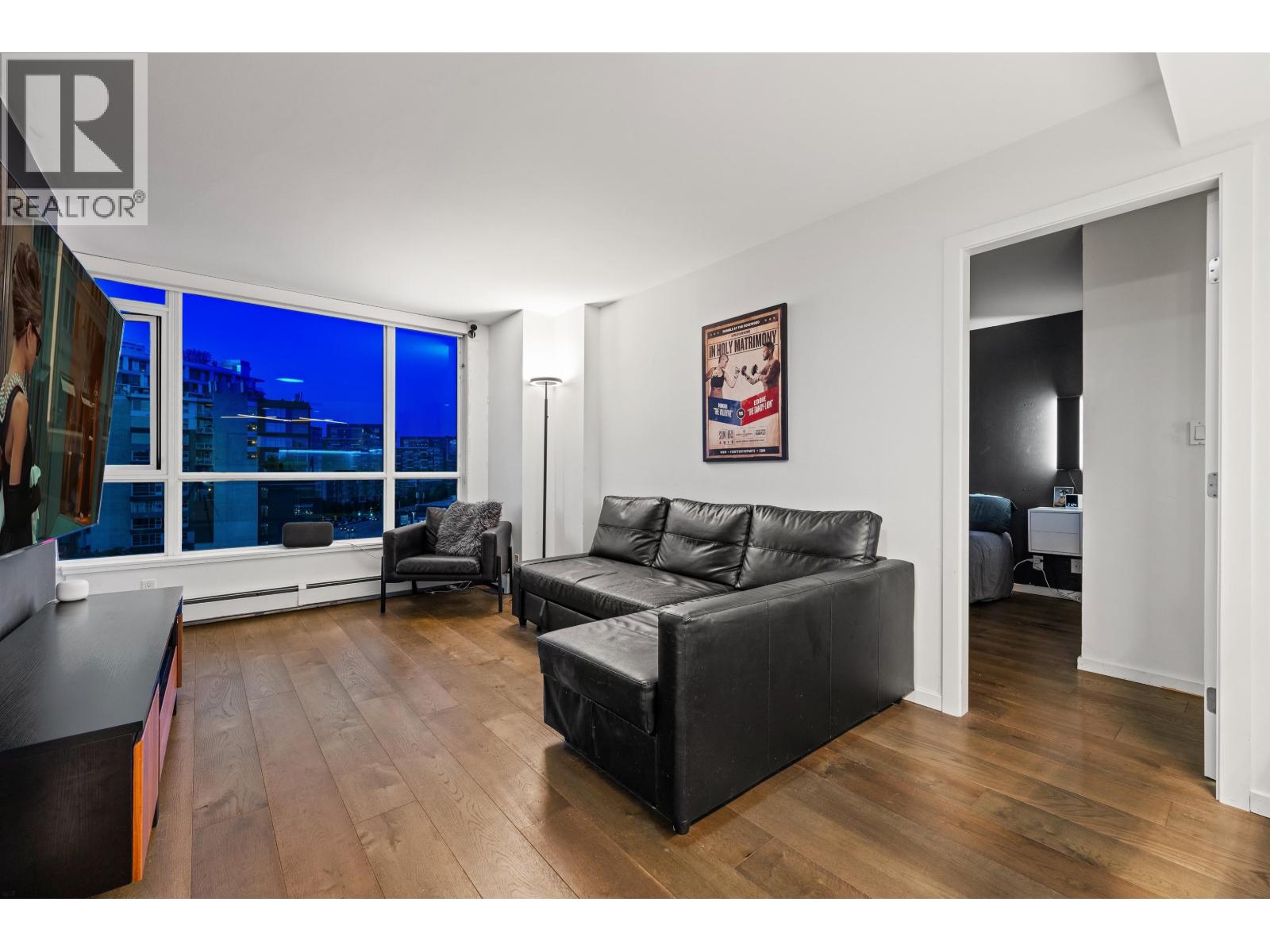 1004 1887 Crowe Street, Vancouver, British Columbia  V5Y 0B4 - Photo 3 - R3068010