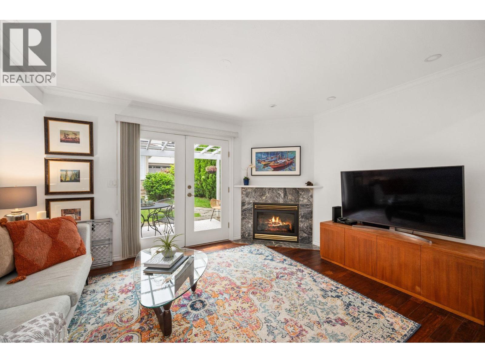 262 E 10th Street, North Vancouver, British Columbia  V7L 2E1 - Photo 8 - R3068021