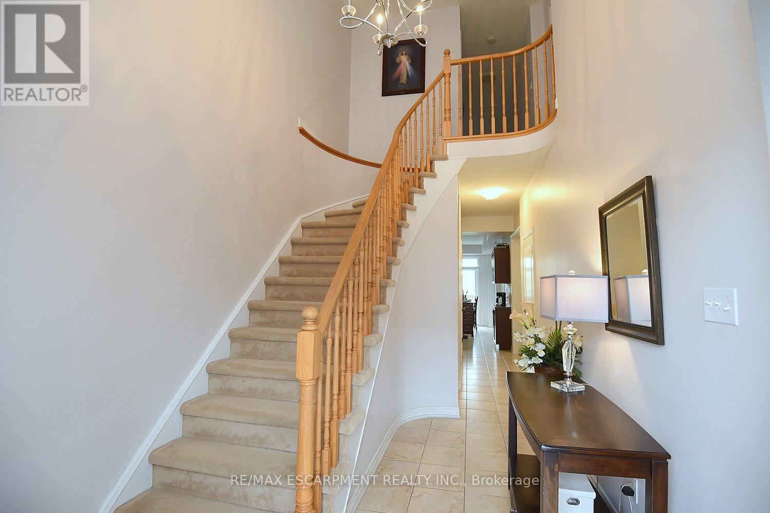 21 - 45 Seabreeze Crescent, Hamilton, Ontario  L8E 0G1 - Photo 7 - X12552770