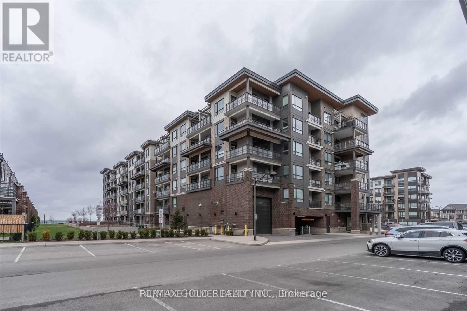 210 - 40 Esplanade Lane, Grimsby, Ontario  L3M 0G9 - Photo 2 - X12552790