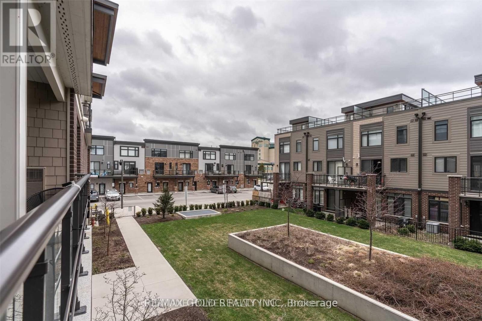 210 - 40 Esplanade Lane, Grimsby, Ontario  L3M 0G9 - Photo 22 - X12552790