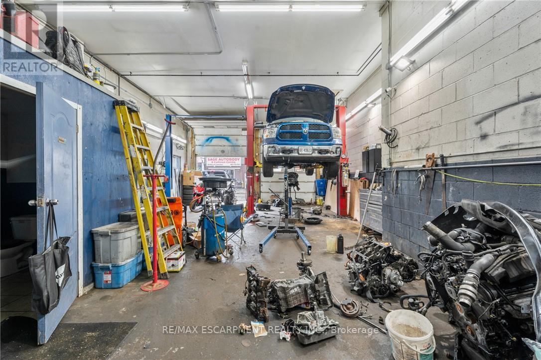 246 Mary Street, Hamilton, Ontario  L8L 4W1 - Photo 23 - X12552794