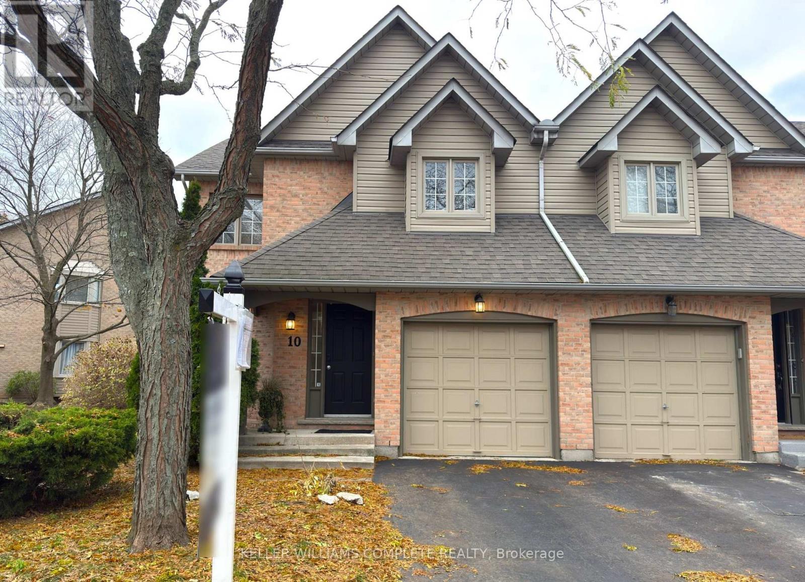 10 - 320 HAMILTON DRIVE, Hamilton, Ontario