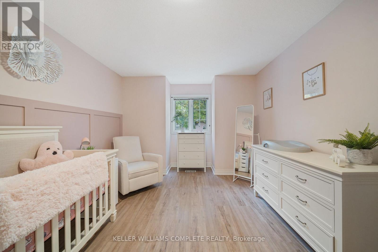 10 - 320 Hamilton Drive, Hamilton, Ontario  L9G 4W6 - Photo 18 - X12552820