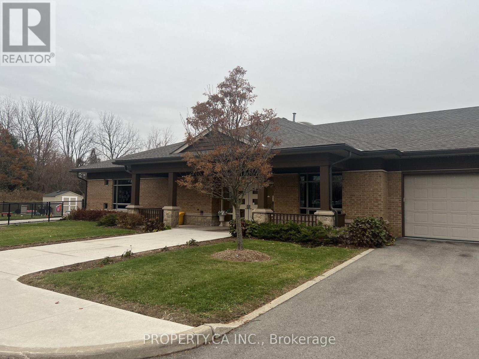 717 CENTRE ROAD, Hamilton, Ontario