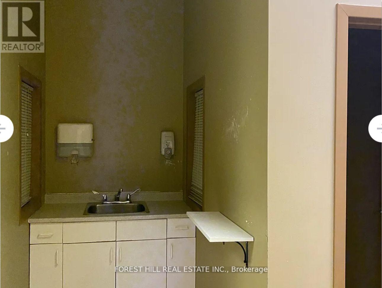 257 Front Street, Belleville, Ontario  K8N 2Z6 - Photo 4 - X12552864