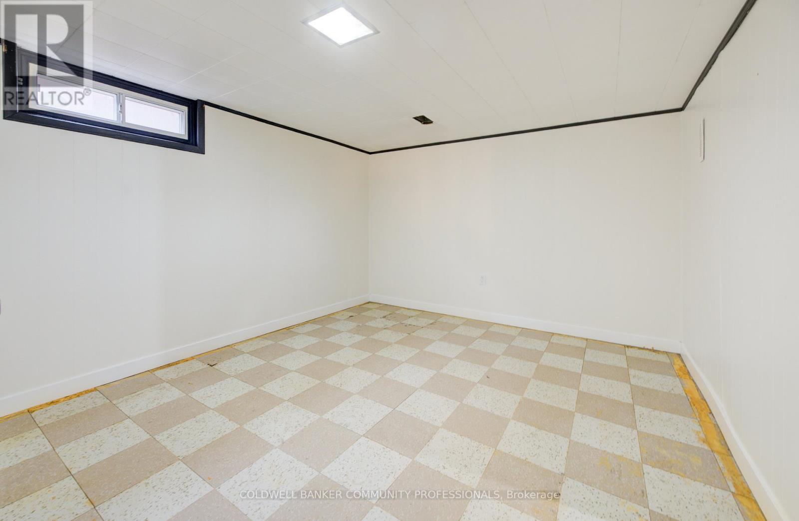 6 Jasmine Street, Hamilton, Ontario  L8V 2M9 - Photo 33 - X12552880