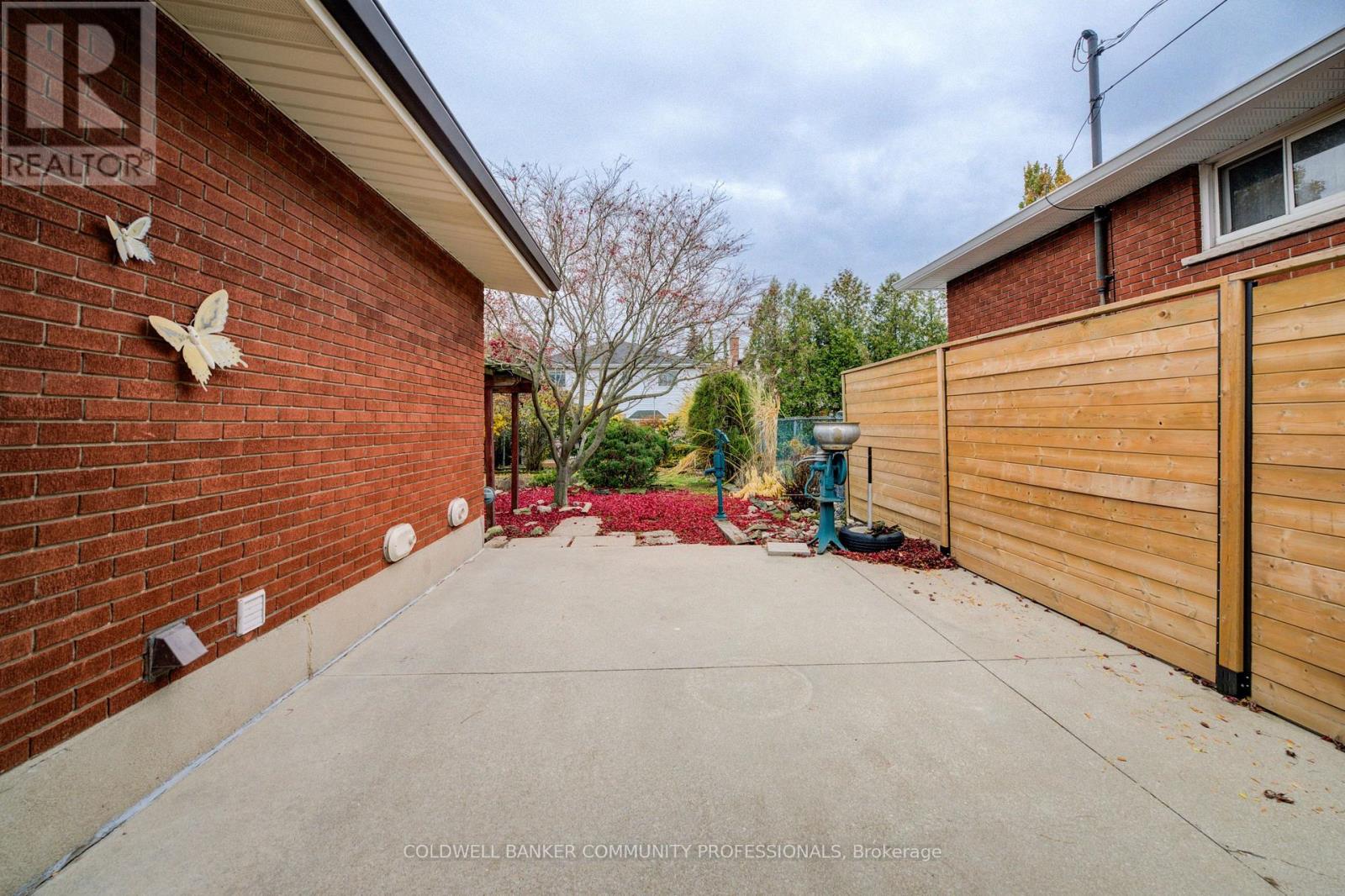 6 Jasmine Street, Hamilton, Ontario  L8V 2M9 - Photo 38 - X12552880