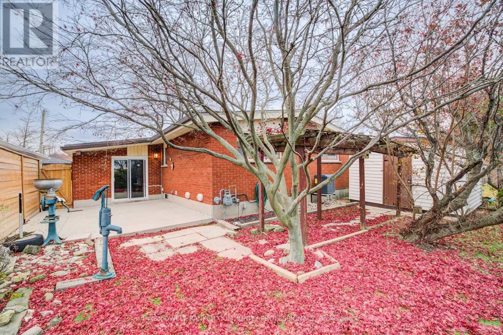 6 Jasmine Street, Hamilton, Ontario  L8V 2M9 - Photo 47 - X12552880