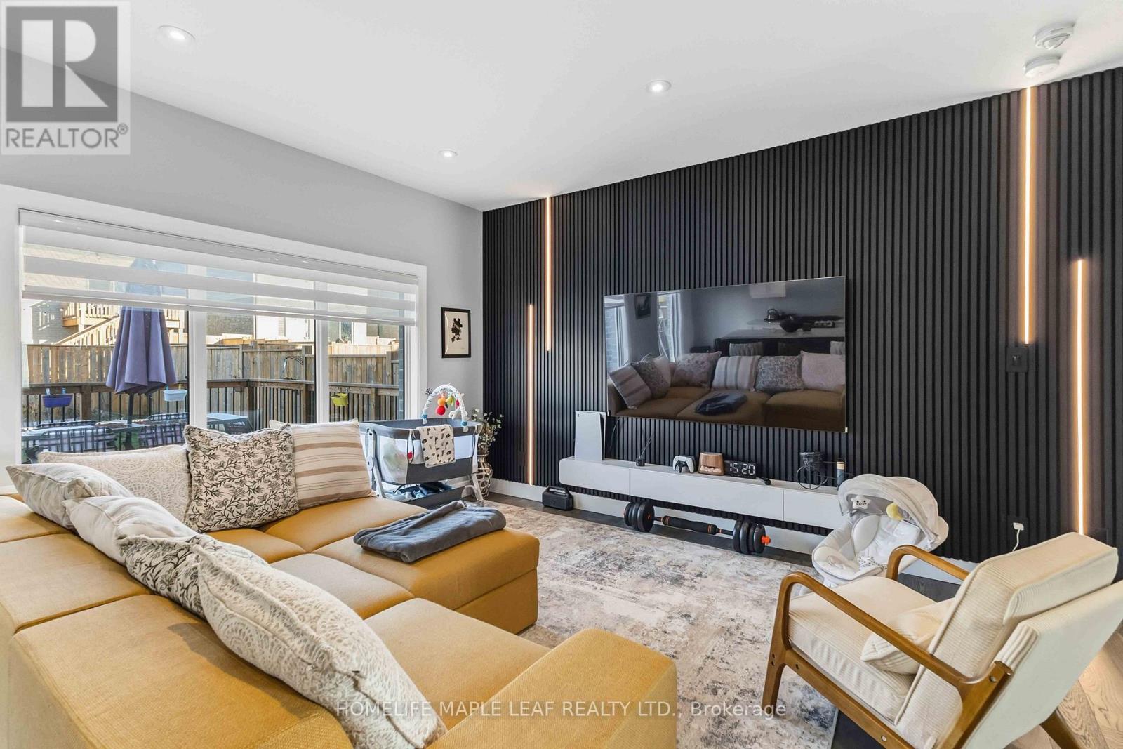 1576 Dylan Street, London East, Ontario  N5V 0B9 - Photo 5 - X12552910