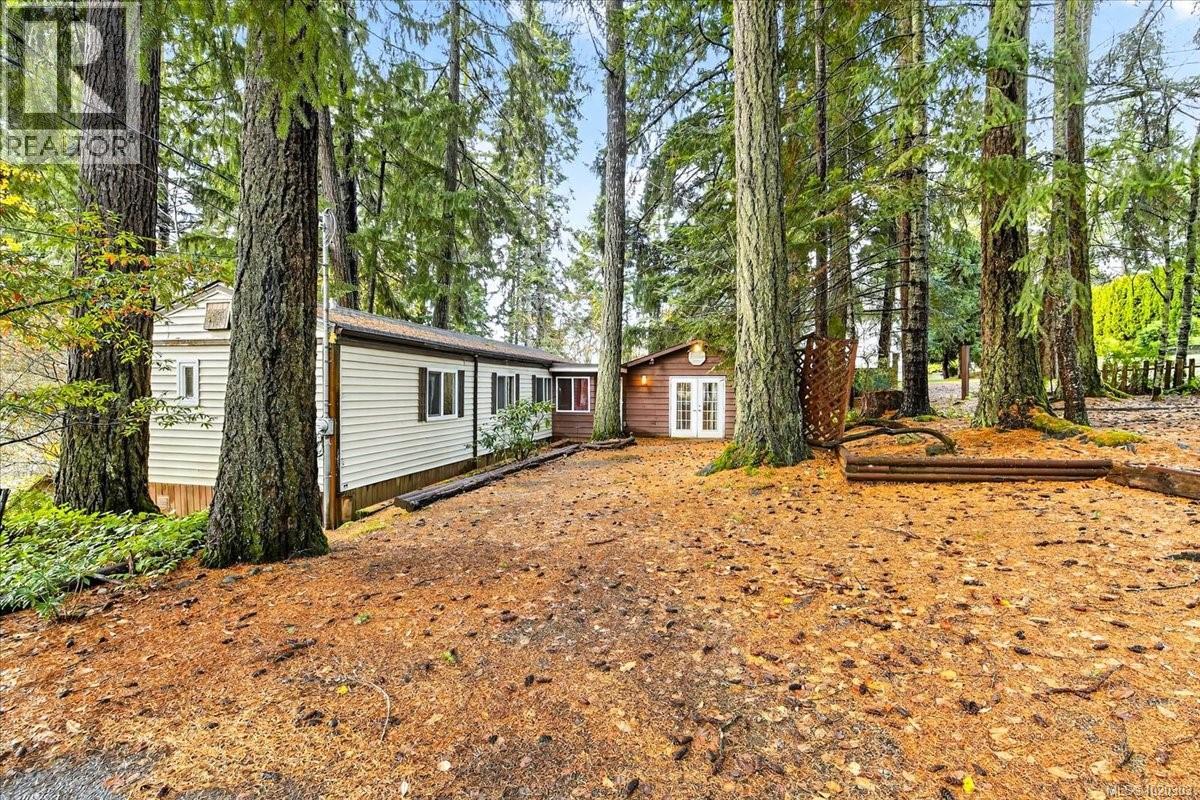 5560 Kitsuksis Rd, Port Alberni, British Columbia V9Y 8V8 - Photo 1 - 1020303