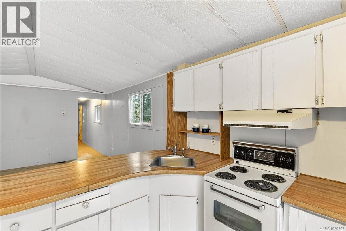 5560 Kitsuksis Rd, Port Alberni, British Columbia V9Y 8V8 - Photo 7 - 1020303