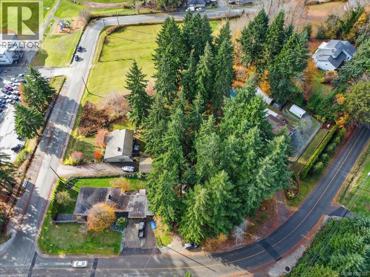 5560 Kitsuksis Rd, Port Alberni, British Columbia V9Y 8V8 - Photo 37 - 1020303