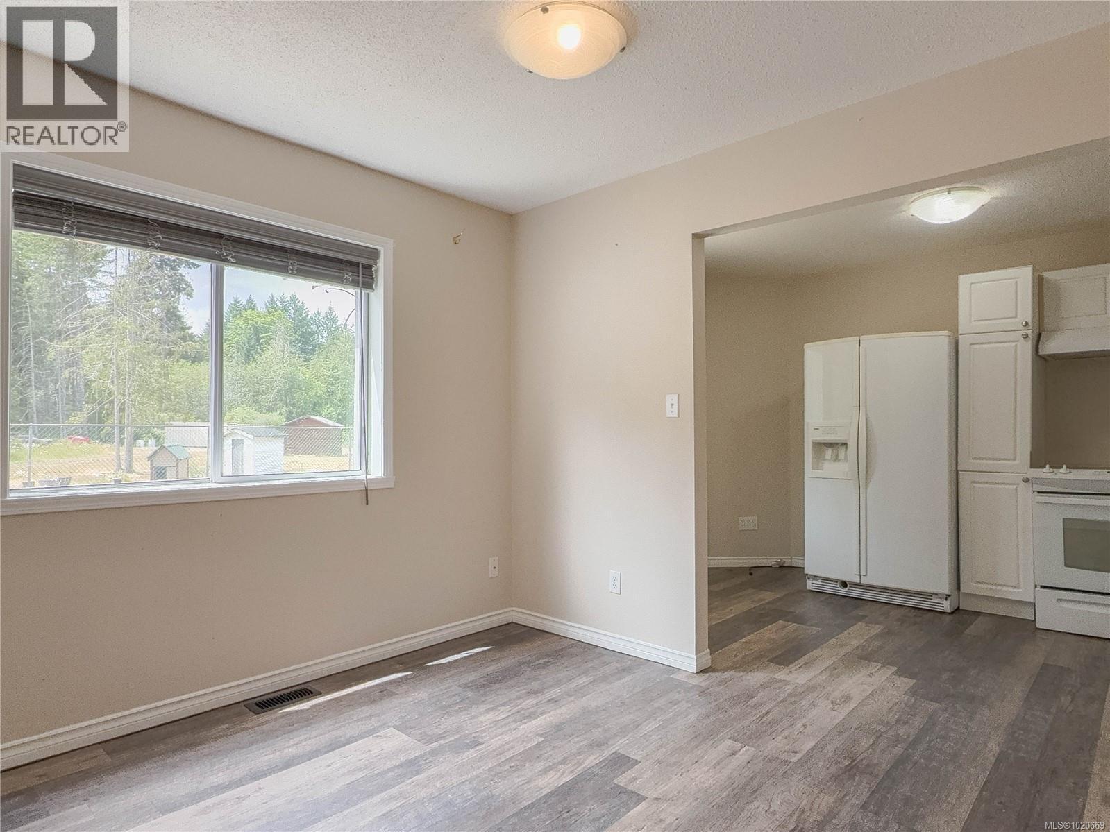 2075 Parkway Pl, Errington, British Columbia V0R 1V0 - Photo 8 - 1020669