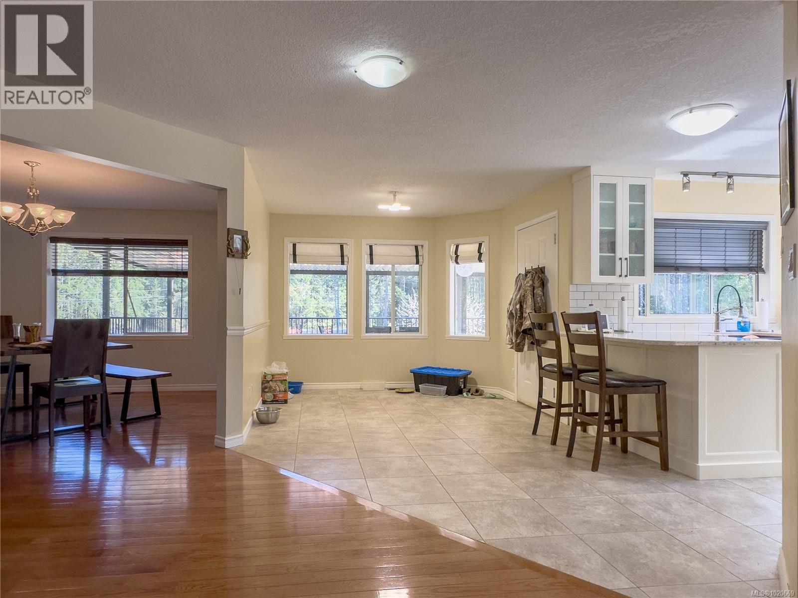 2075 Parkway Pl, Errington, British Columbia V0R 1V0 - Photo 45 - 1020669