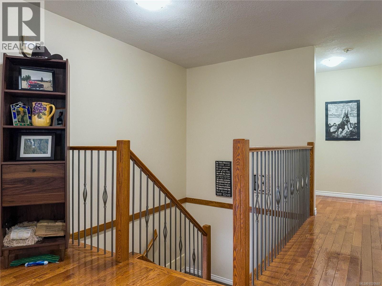 2075 Parkway Pl, Errington, British Columbia V0R 1V0 - Photo 22 - 1020669