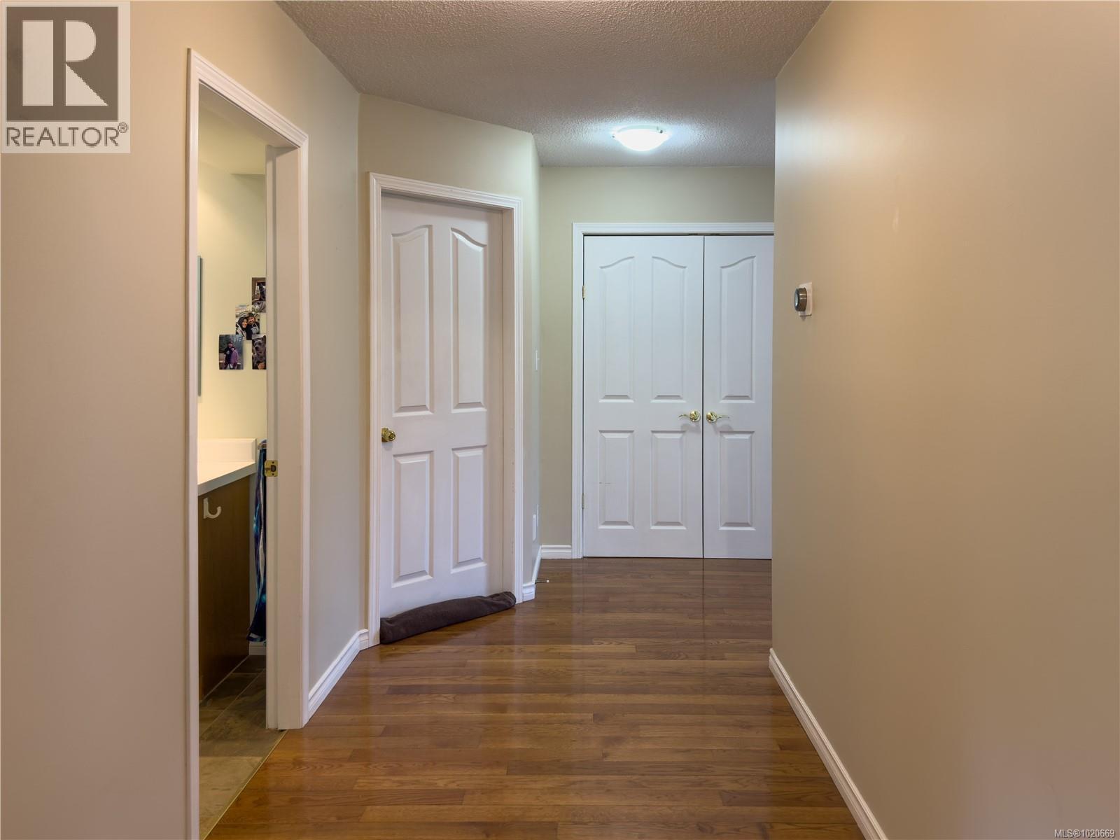 2075 Parkway Pl, Errington, British Columbia V0R 1V0 - Photo 28 - 1020669