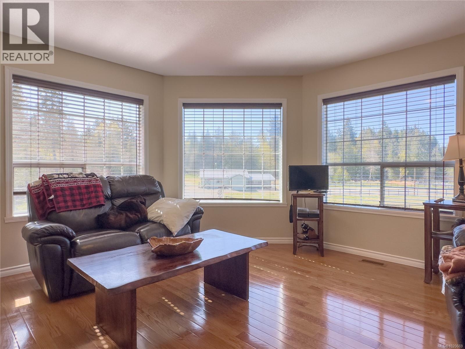 2075 Parkway Pl, Errington, British Columbia V0R 1V0 - Photo 40 - 1020669