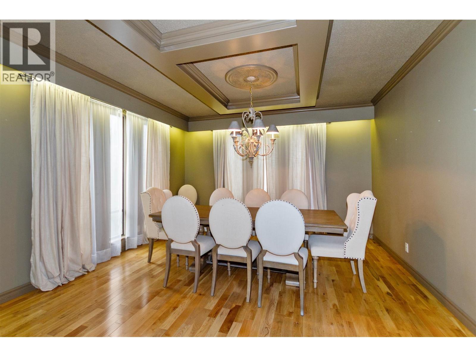 6785 Lochdale Street, Burnaby, British Columbia  V5B 2M9 - Photo 5 - R3068034