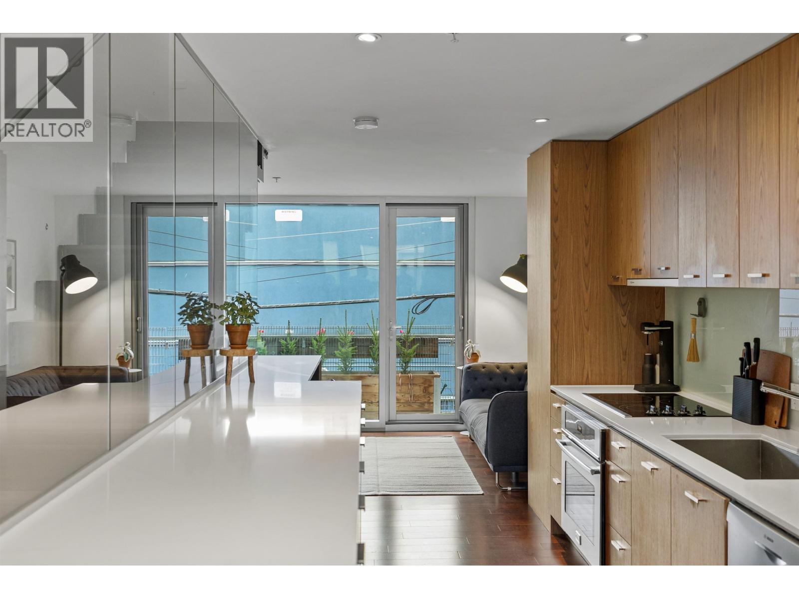 7 850 W 8th Avenue, Vancouver, British Columbia  V5Z 1E2 - Photo 6 - R3067764