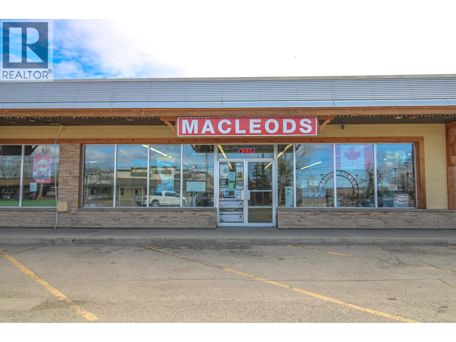 470 W Stuart Drive, Fort St. James, British Columbia  V0J 1P0 - Photo 12 - C8073823