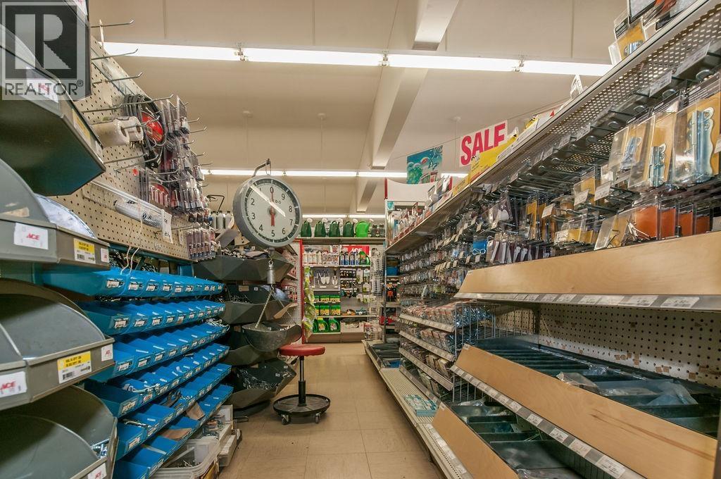 470 W Stuart Drive, Fort St. James, British Columbia  V0J 1P0 - Photo 6 - C8073823