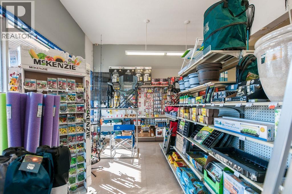 470 W Stuart Drive, Fort St. James, British Columbia  V0J 1P0 - Photo 4 - C8073823