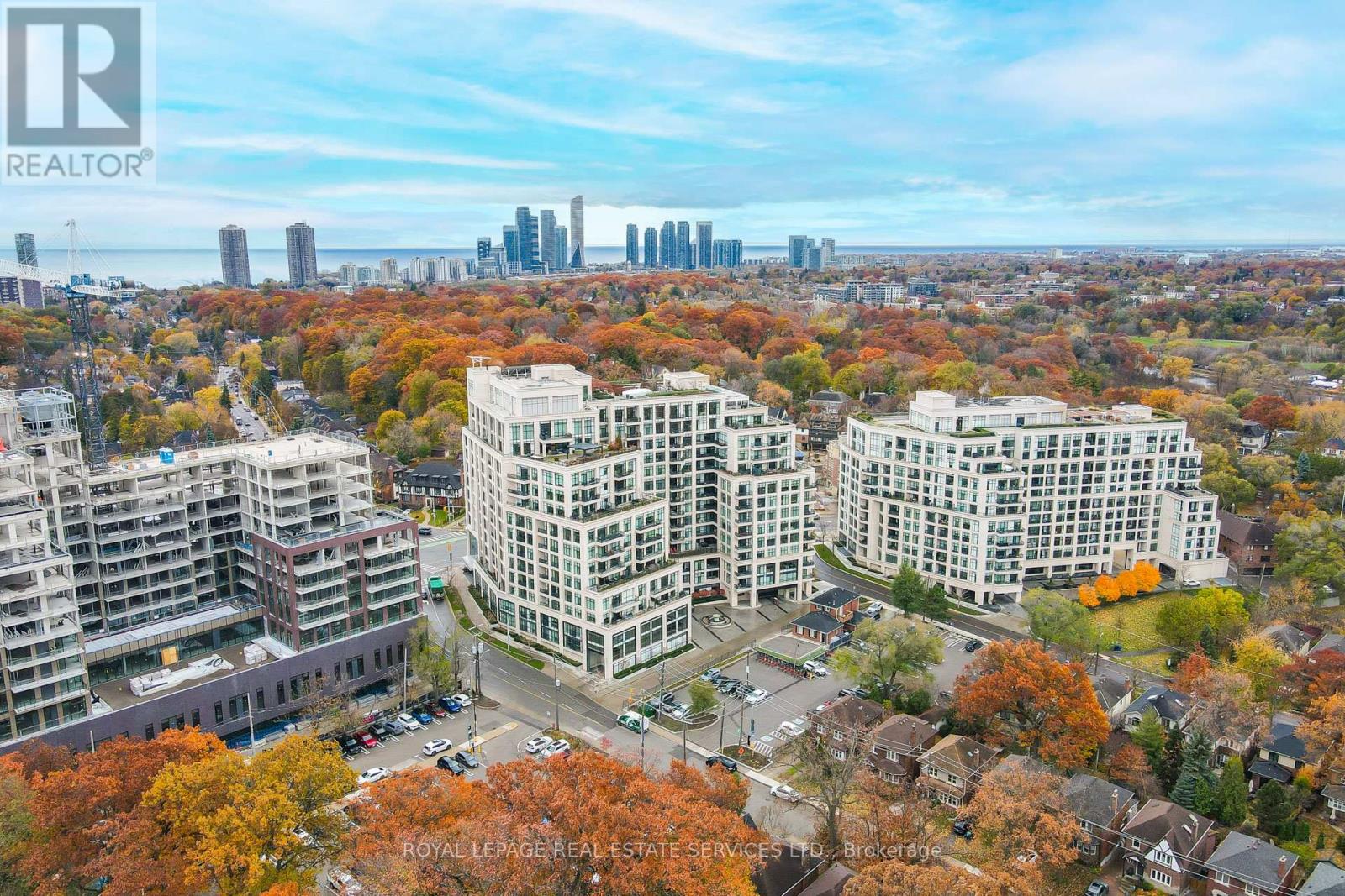 308 - 1 Old Mill Drive, Toronto, Ontario  M6S 0A1 - Photo 2 - W12551508