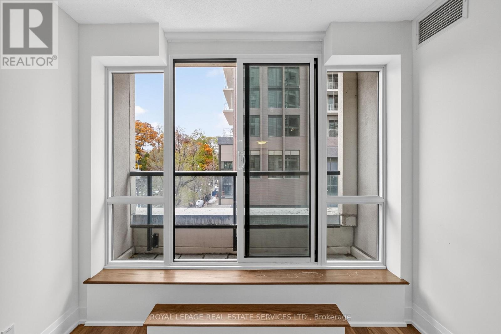 308 - 1 Old Mill Drive, Toronto, Ontario  M6S 0A1 - Photo 27 - W12551508