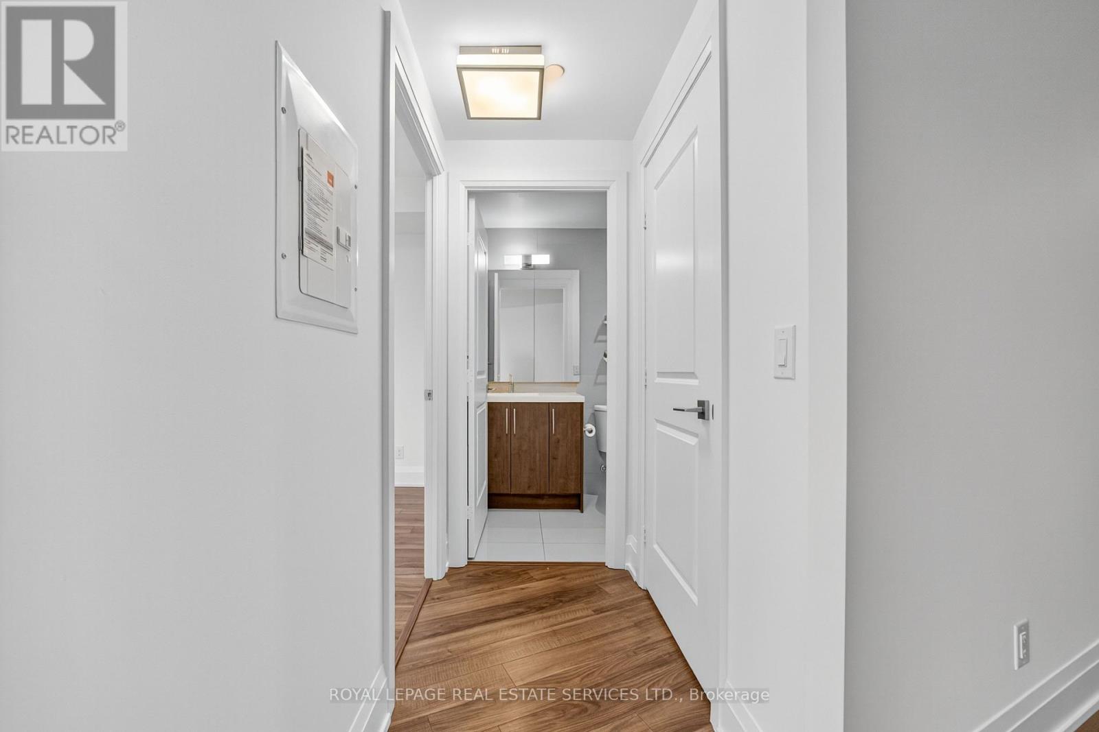 308 - 1 Old Mill Drive, Toronto, Ontario  M6S 0A1 - Photo 19 - W12551508