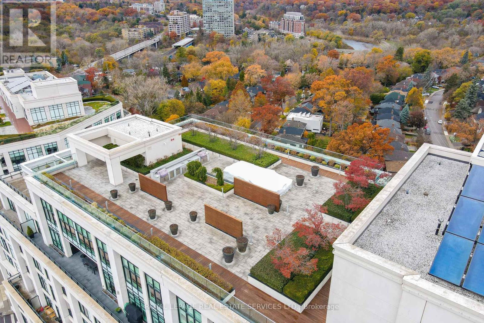 308 - 1 Old Mill Drive, Toronto, Ontario  M6S 0A1 - Photo 31 - W12551508