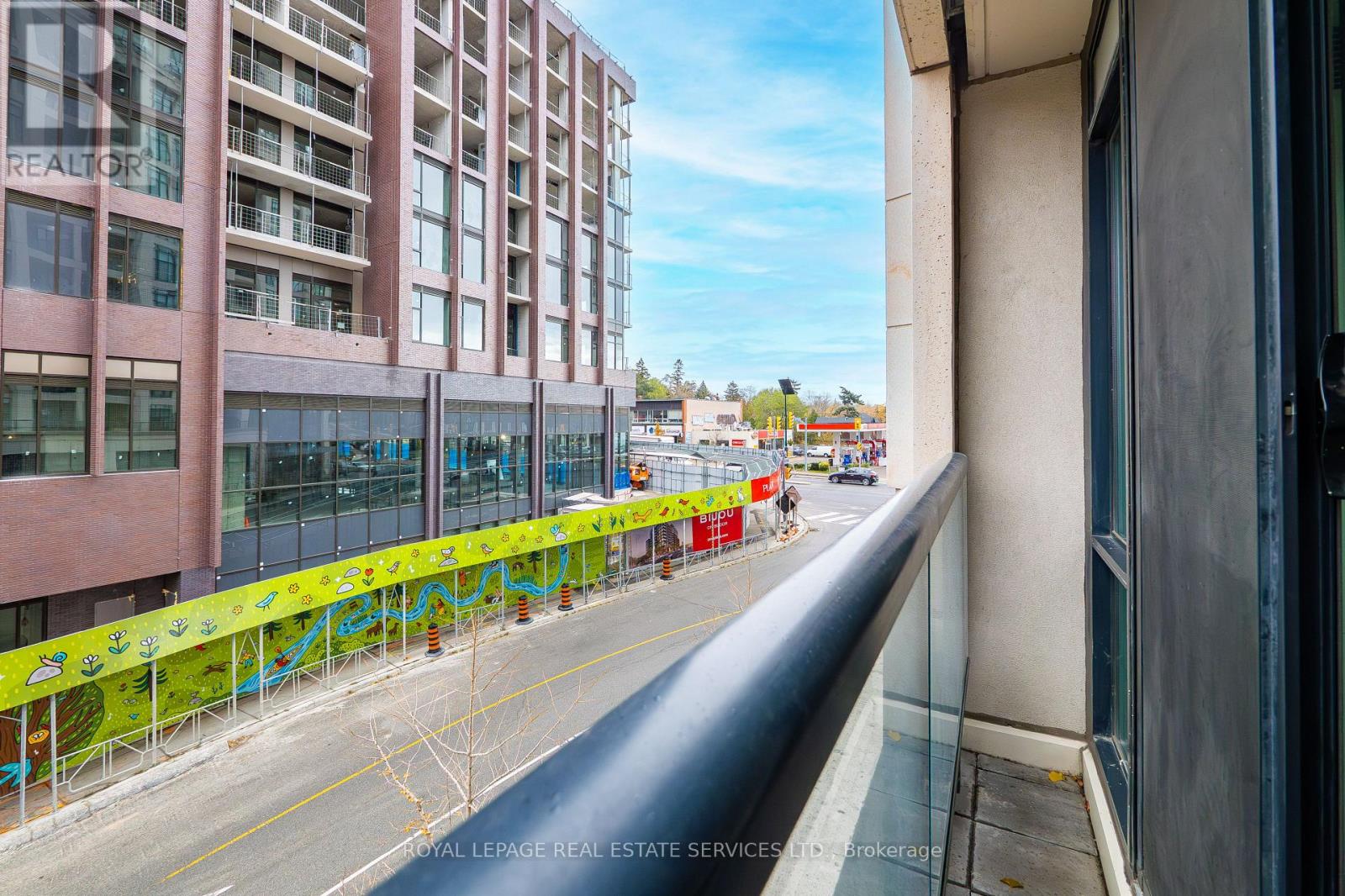 308 - 1 Old Mill Drive, Toronto, Ontario  M6S 0A1 - Photo 28 - W12551508