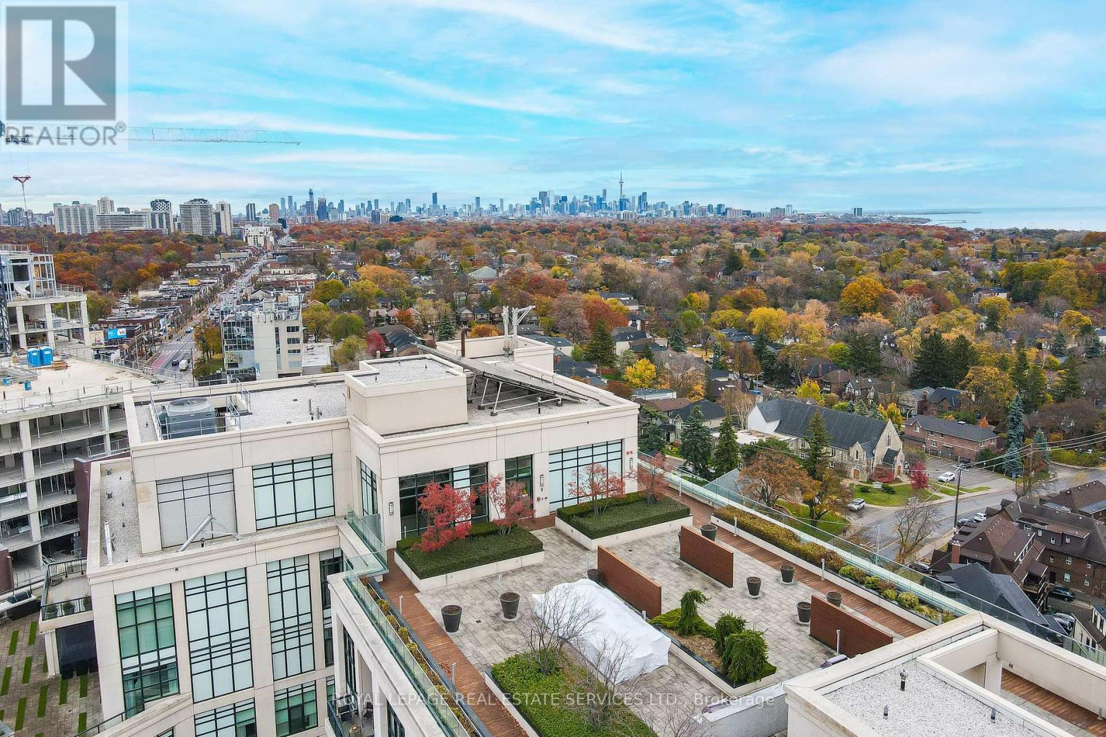 308 - 1 Old Mill Drive, Toronto, Ontario  M6S 0A1 - Photo 33 - W12551508