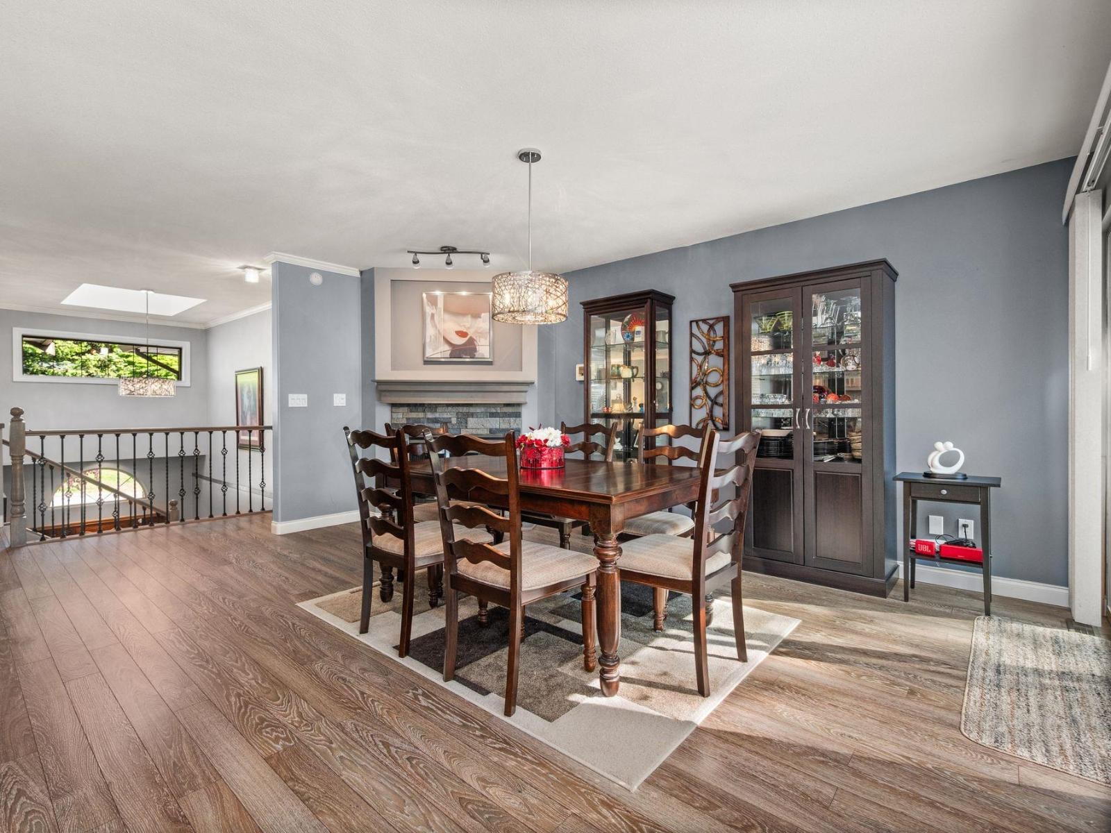 7937 Burdock Street, Mission, British Columbia  V2V 4Y5 - Photo 8 - R3067928