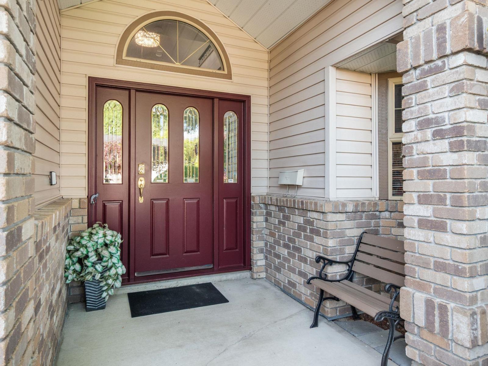 7937 Burdock Street, Mission, British Columbia  V2V 4Y5 - Photo 3 - R3067928