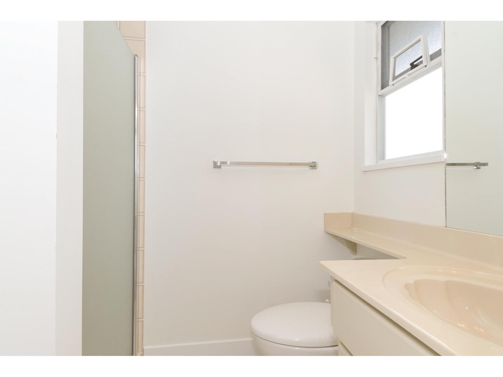 9469 154 Street, Surrey, British Columbia  V3R 9E2 - Photo 19 - R3067884