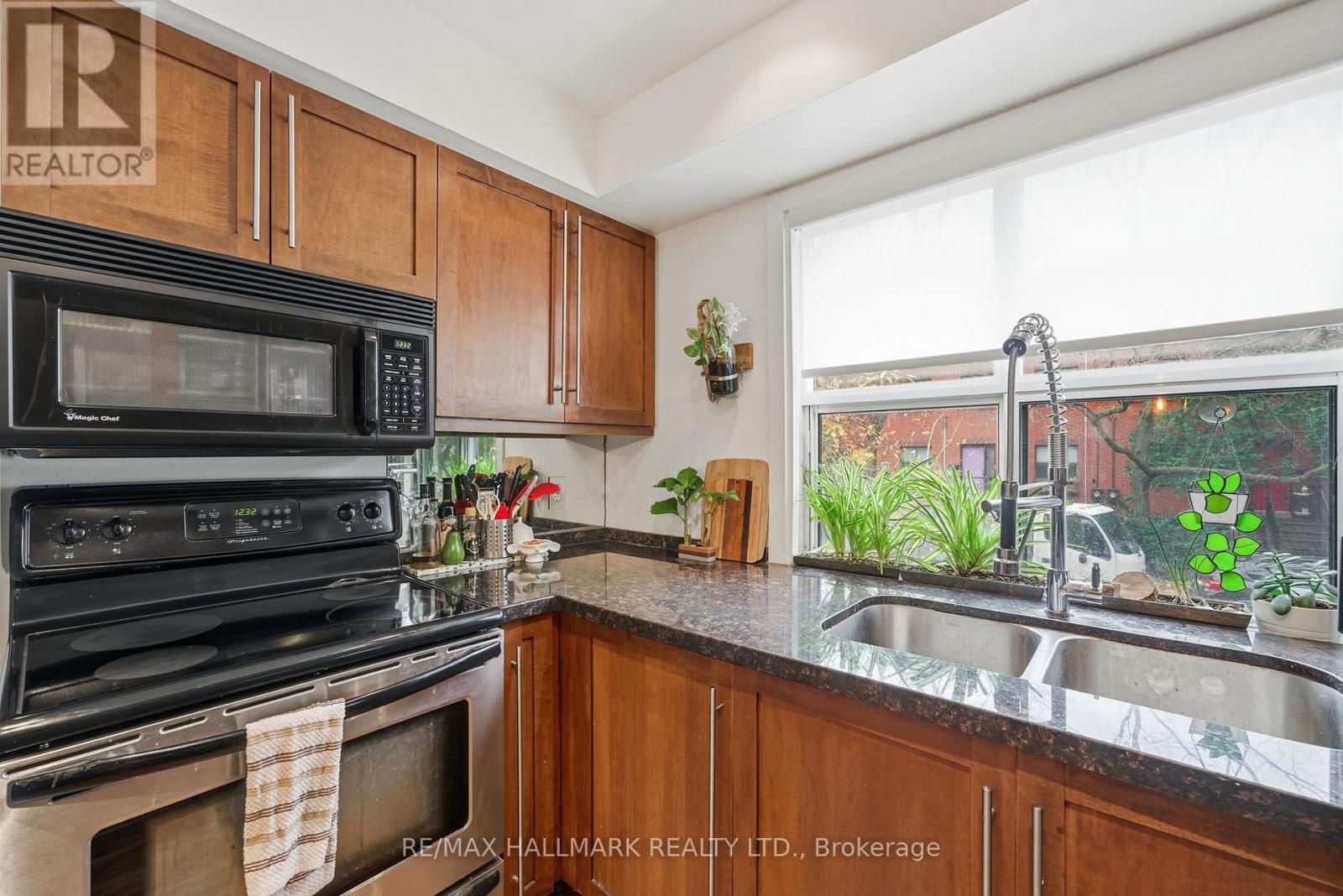 189 Ontario Street, Toronto, Ontario  M5A 2V6 - Photo 15 - C12552984