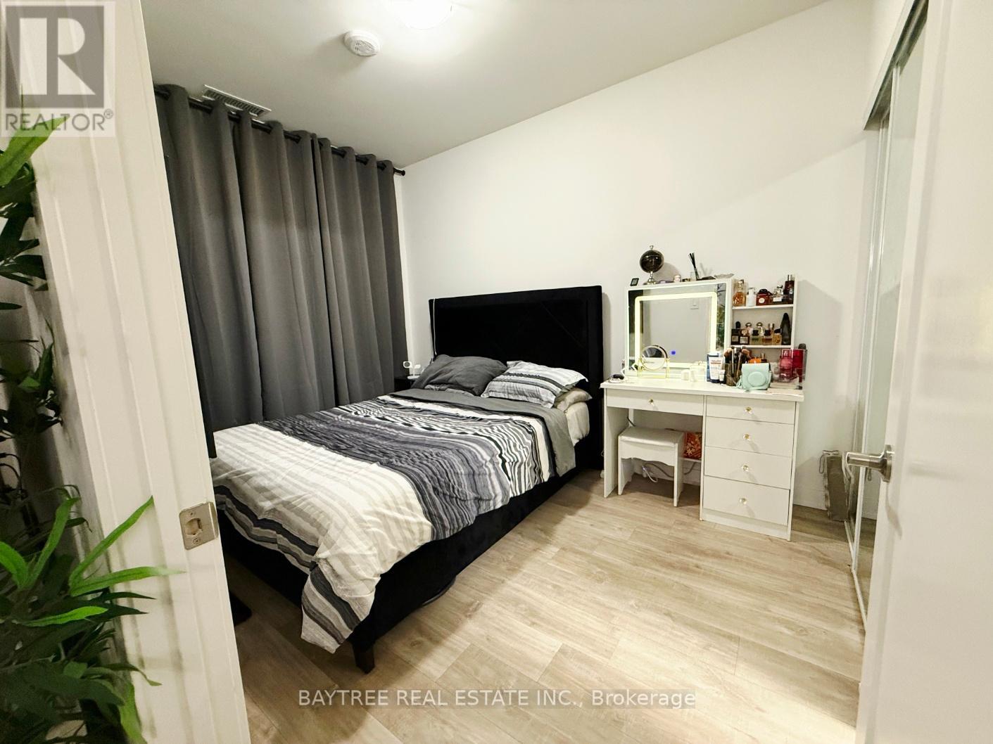 425 - 135 Lower Sherbourne Street W, Toronto, Ontario  M5A 1Y4 - Photo 8 - C12553012