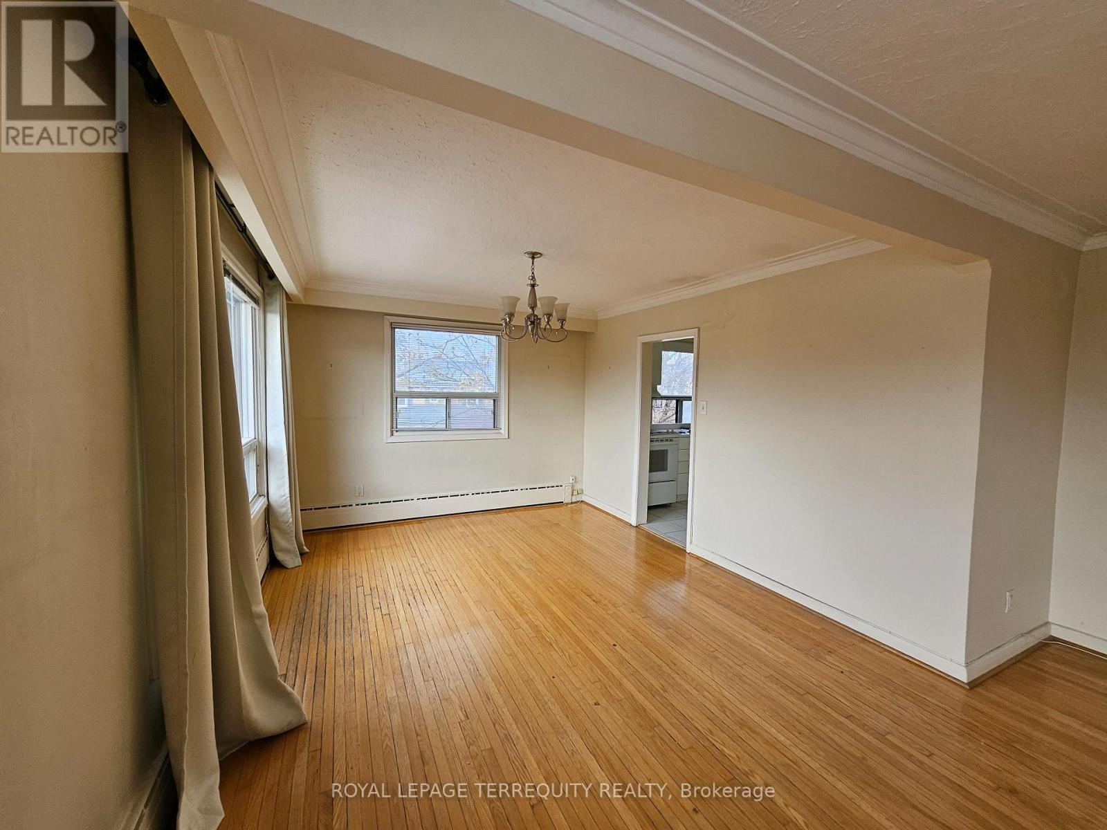 5 - 401 Winnett Avenue, Toronto, Ontario  M6C 3M2 - Photo 12 - C12553018