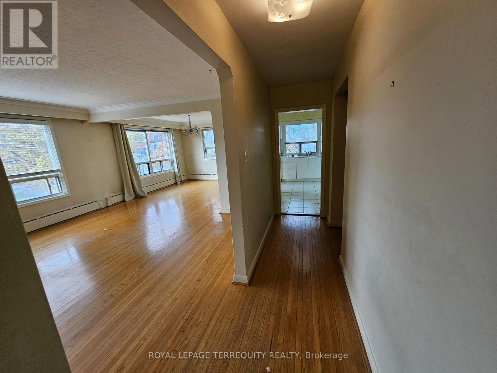 5 - 401 Winnett Avenue, Toronto, Ontario  M6C 3M2 - Photo 16 - C12553018