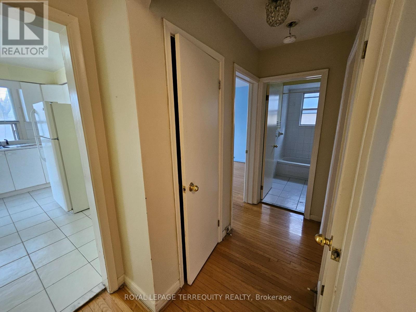 5 - 401 Winnett Avenue, Toronto, Ontario  M6C 3M2 - Photo 17 - C12553018