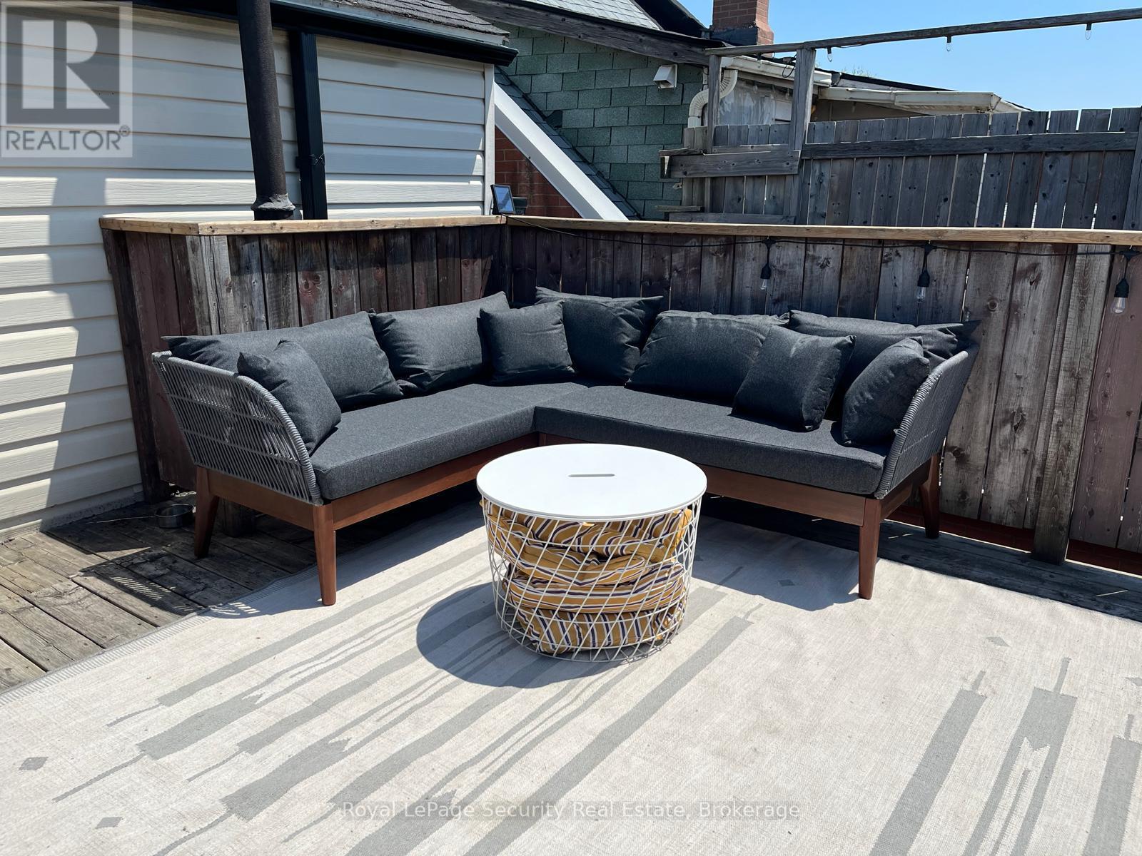 410 Manning Avenue, Toronto, Ontario  M6G 2V7 - Photo 31 - C12553026