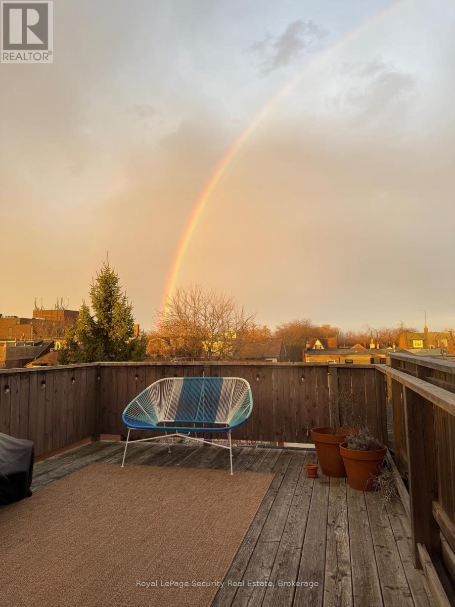 410 Manning Avenue, Toronto, Ontario  M6G 2V7 - Photo 33 - C12553026